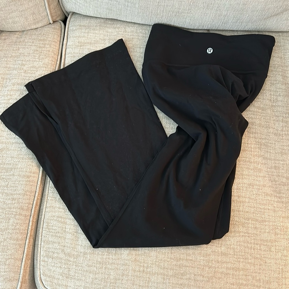 Lululemon flare legging